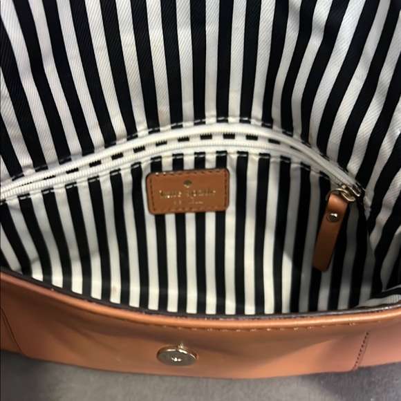 Kate Spade Tan Leather Crossbody Bag with Dust Bag and Gift Bag - Picture 5 of 10